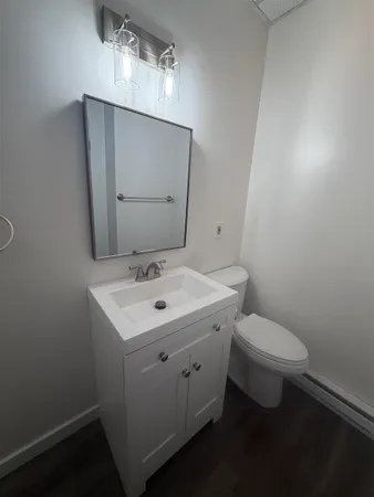 $1,000 | 158 Main Street, Ludlow, VT 05149