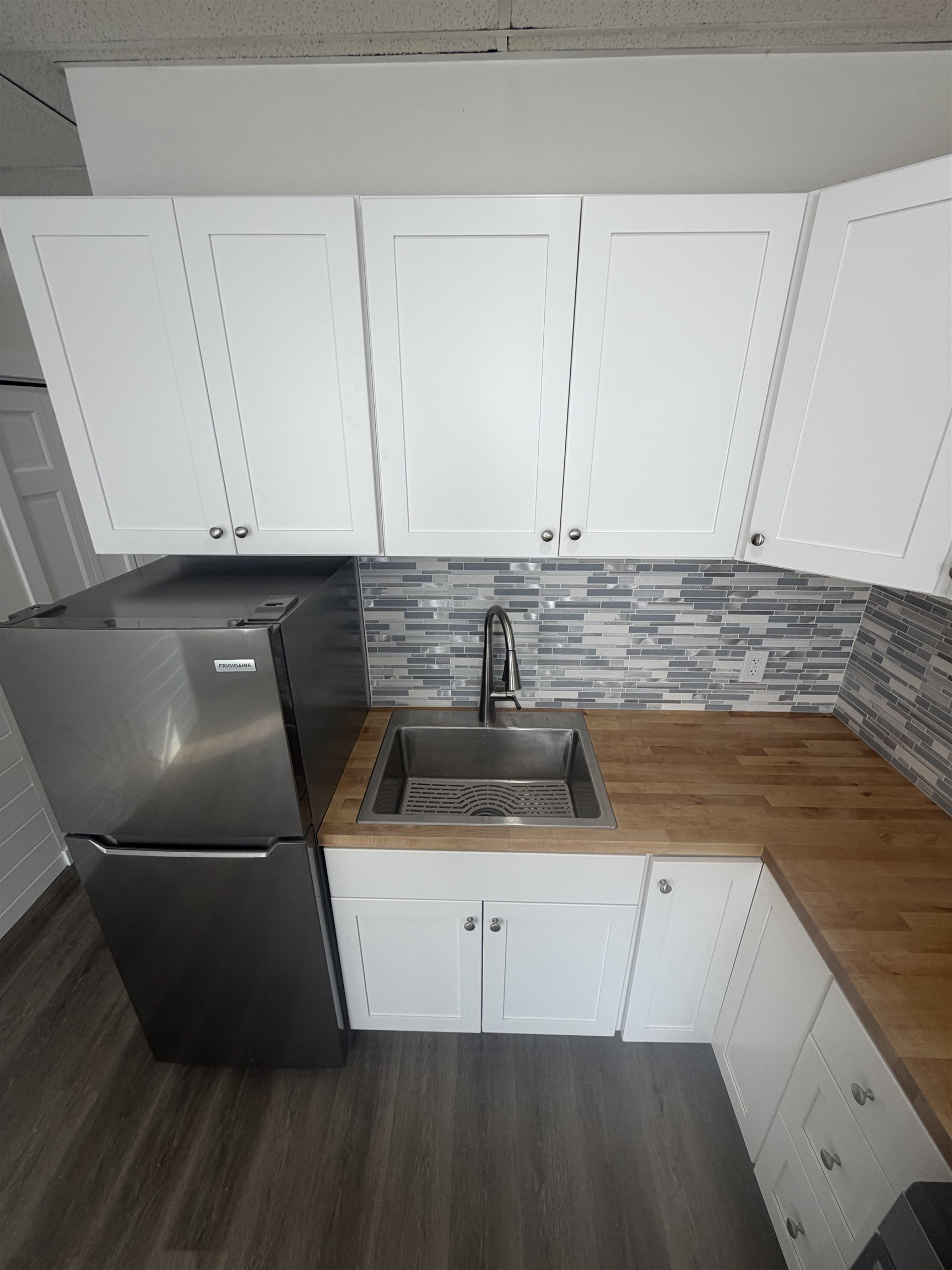 158 Main Street Ludlow, VT 05149 - Photo 16 of 18