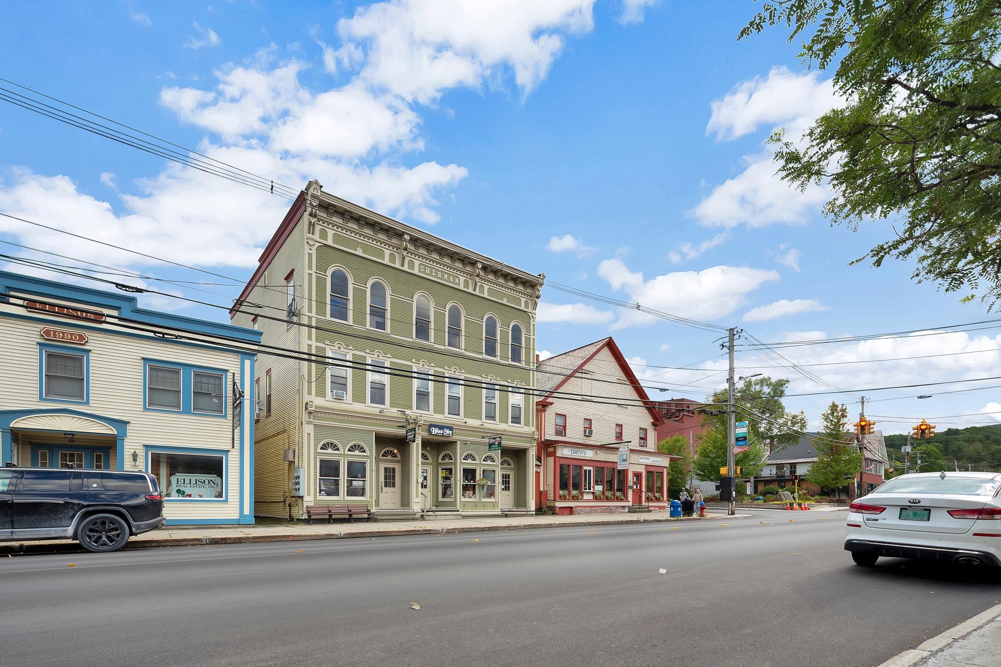 158 Main Street Ludlow, VT 05149 - Photo 3 of 18