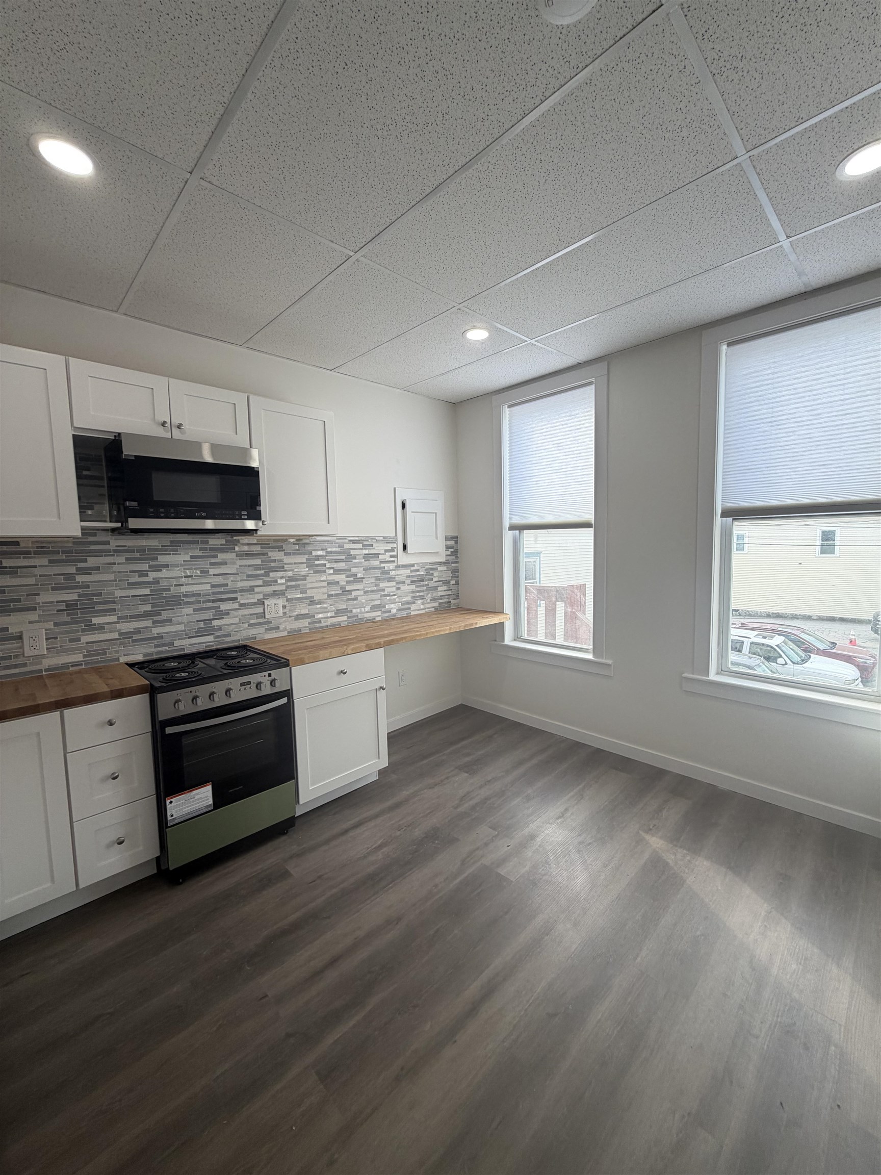 158 Main Street Ludlow, VT 05149 - Photo 8 of 18