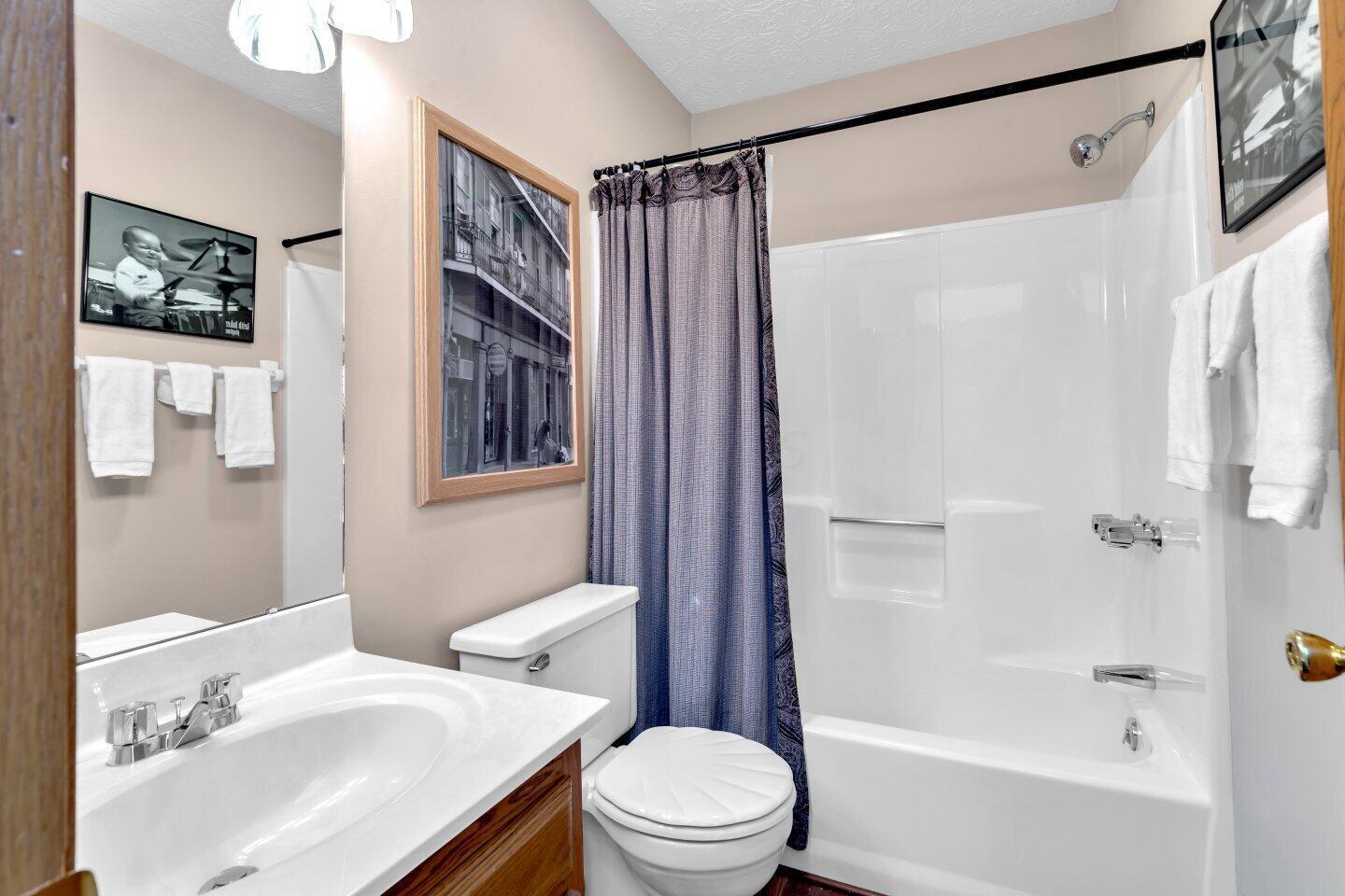 4119 Karl Road, Unit 303 Columbus, OH 43224 - Photo 11 of 31 003-4119KarlRoad-303-Columbus-OH-43224