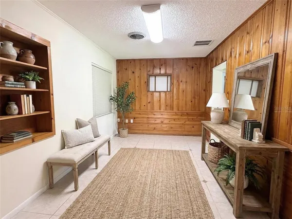 $2,400 | 4701 Northeast 7th Avenue, Ocala, FL 34479