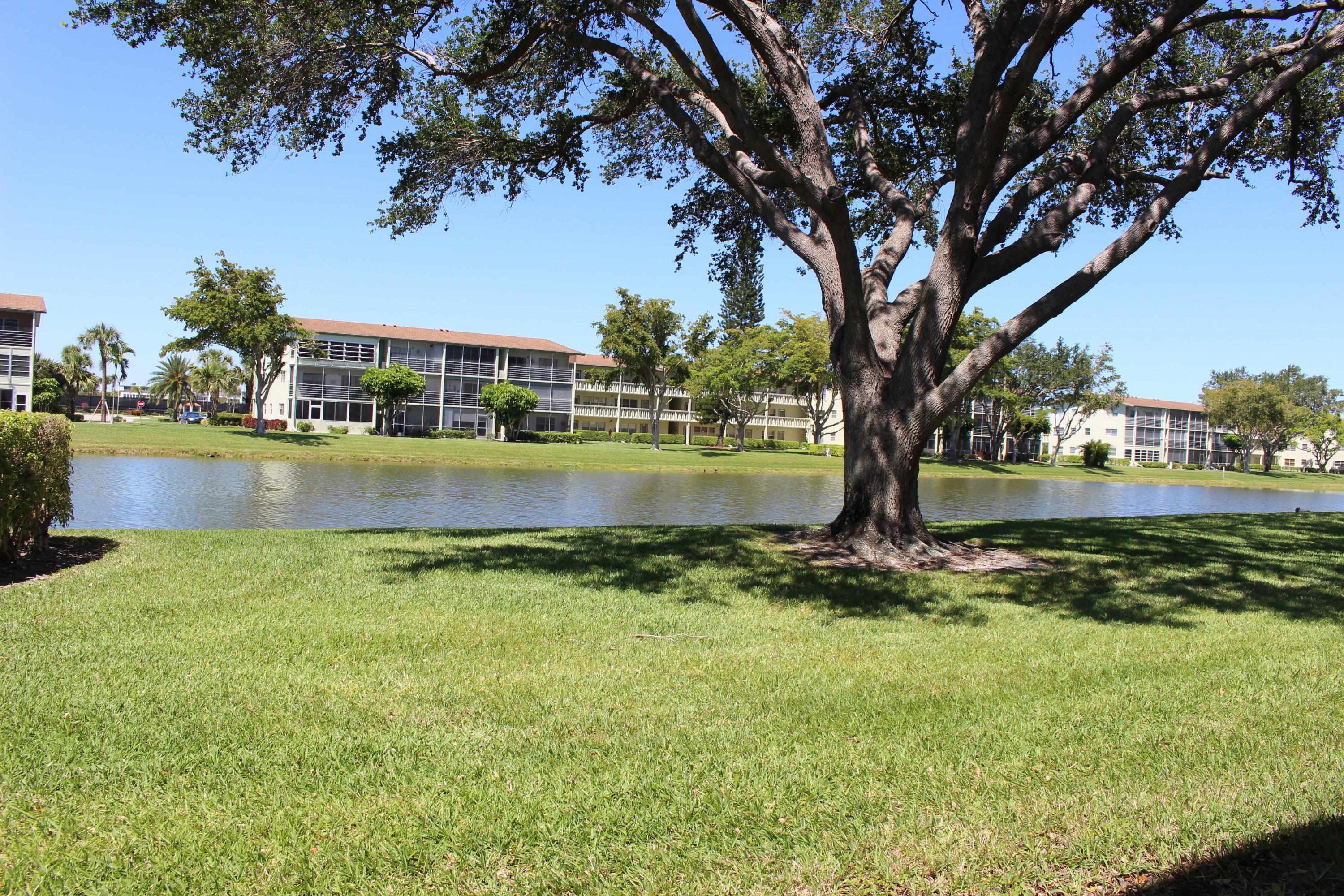 92 Dorset C Boca Raton, FL 33434 - Photo 19 of 28 IMG_9609