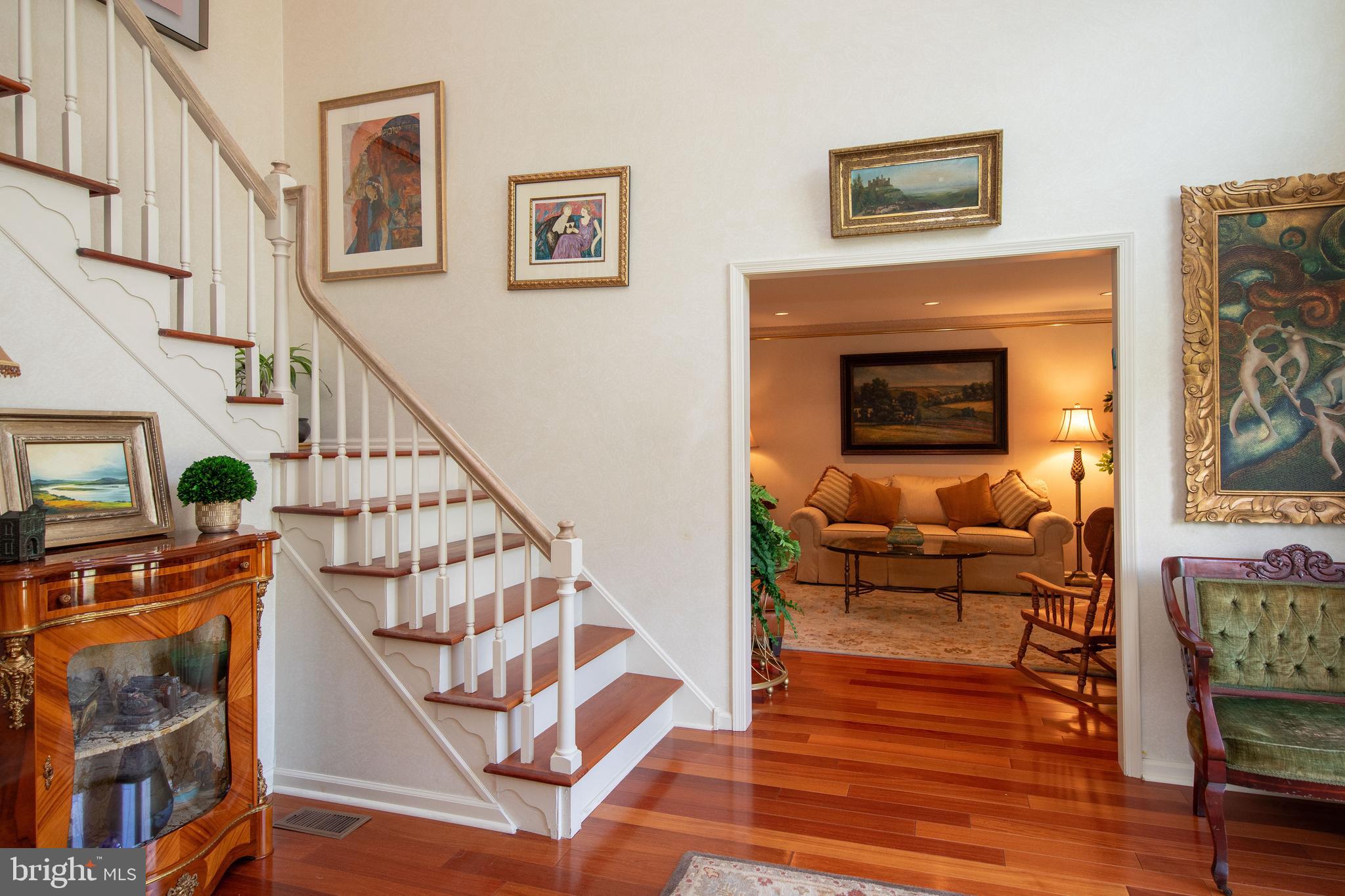 1675 Pembrook Road Ambler, PA 19002 - Photo 4 of 51 Foyer view