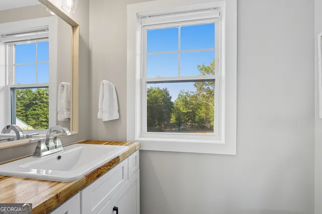 $449,000 | 929 Crescent Drive, Toccoa, GA 30577