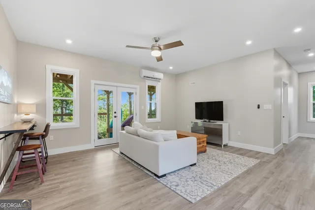 $449,000 | 929 Crescent Drive, Toccoa, GA 30577