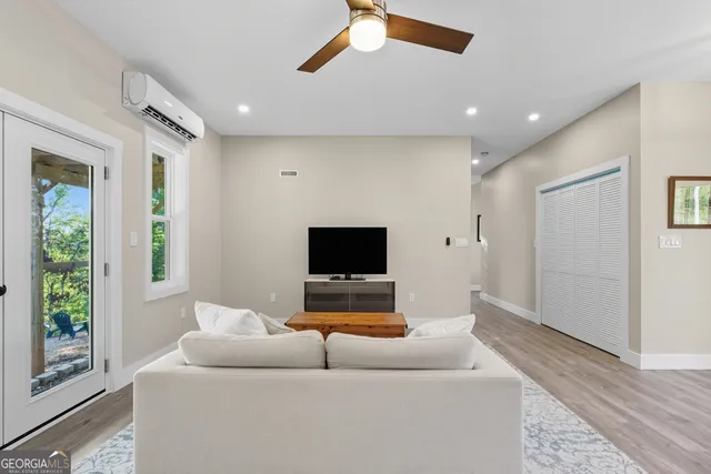 $449,000 | 929 Crescent Drive, Toccoa, GA 30577