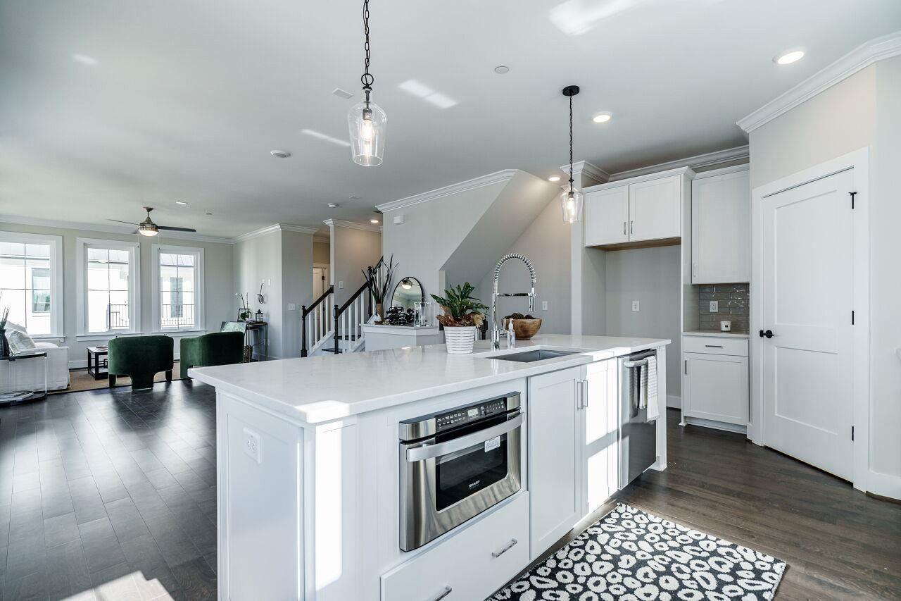 1601 Draper View Loop, Unit 101 Raleigh, NC 27608 - Photo 20 of 30 Photo 20