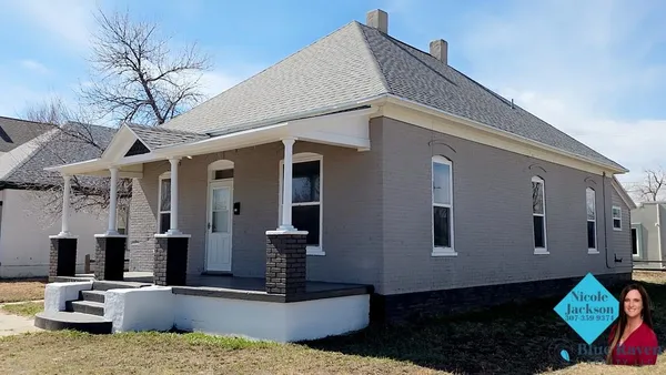 $199,900 | 1109 10th Street, Wheatland, WY 82201