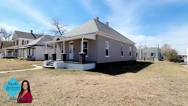 $199,900 | 1109 10th Street, Wheatland, WY 82201