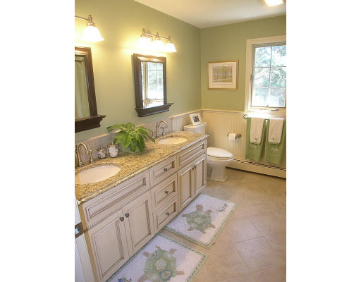 4 Justin Road Natick, MA 01760 - Photo 8 of 15 Gallery Image 8