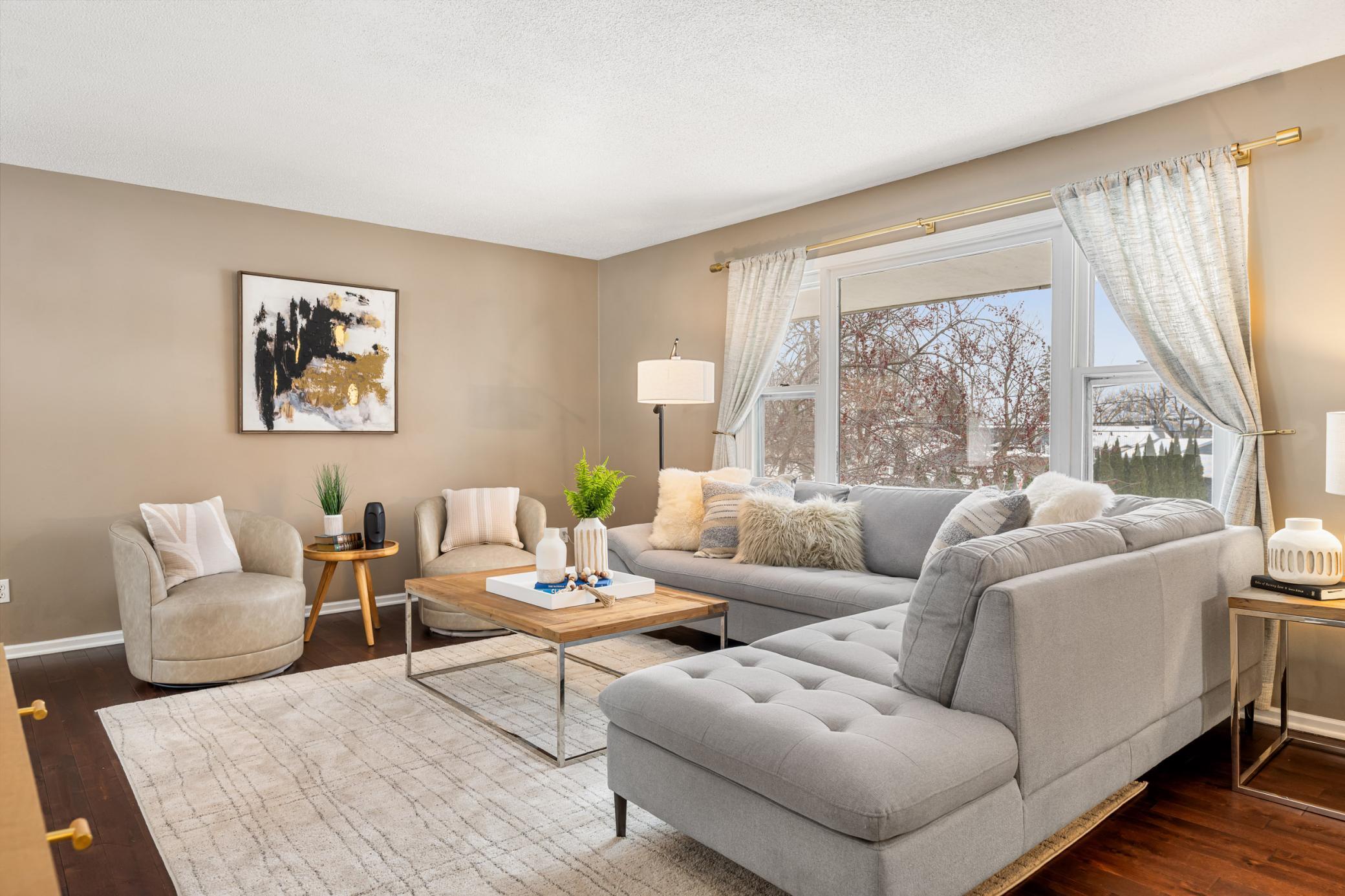 2610 Medicine Ridge Road Plymouth, MN 55441 - Photo 4 of 48