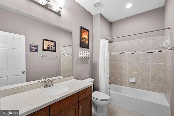 $1,687,786 | 15806 Waterford Creek Circle, Hamilton, VA 20158