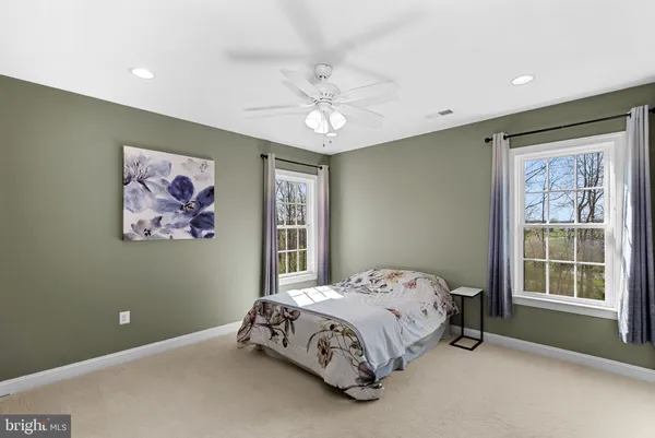 $1,687,786 | 15806 Waterford Creek Circle, Hamilton, VA 20158