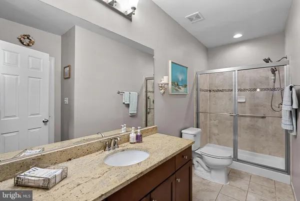 $1,687,786 | 15806 Waterford Creek Circle, Hamilton, VA 20158
