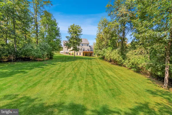 $1,687,786 | 15806 Waterford Creek Circle, Hamilton, VA 20158