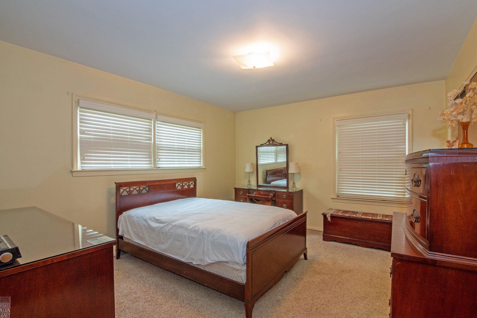 715 South Renaud Road Grosse Pointe, MI 48236 - Photo 19 of 25 50090595-18.JPG