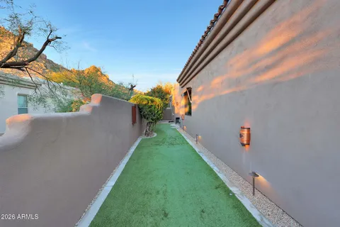 $1,600,000 | 11023 East De La O Road, Scottsdale, AZ 85255