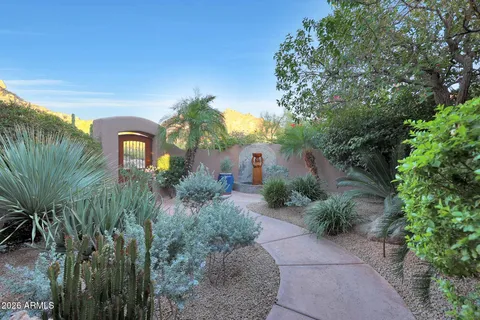 $1,600,000 | 11023 East De La O Road, Scottsdale, AZ 85255