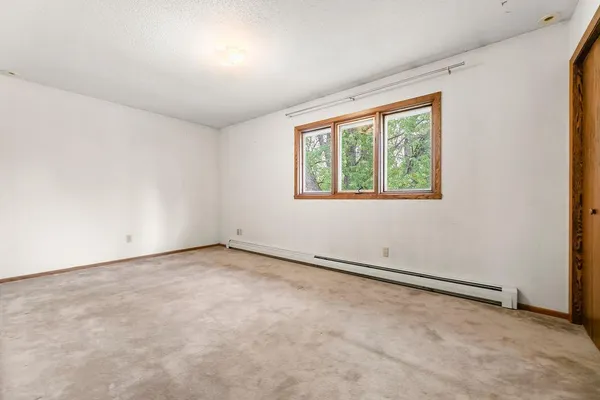 $378,500 | 3667 Evergreen Road North, Fargo, ND 58102