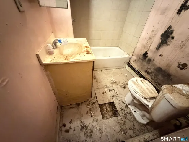 $340,000 | 1050 Hancock Avenue, Bridgeport, CT 06605