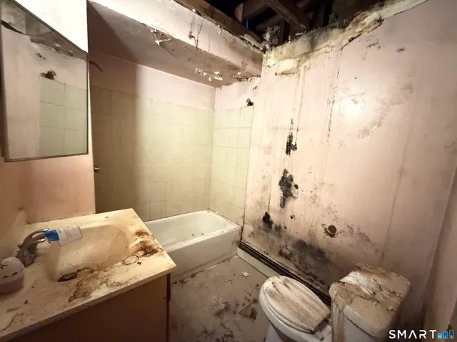 $340,000 | 1050 Hancock Avenue, Bridgeport, CT 06605