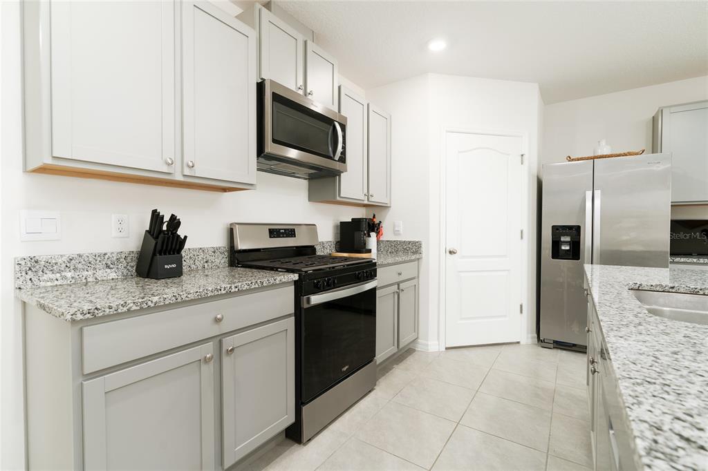 771 Lazio Circle DeBary, FL 32713 - Photo 11 of 64