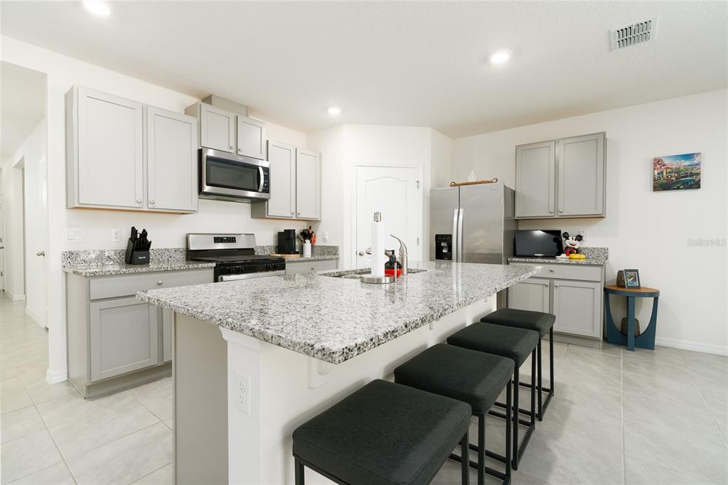 771 Lazio Circle DeBary, FL 32713 - Photo 7 of 64