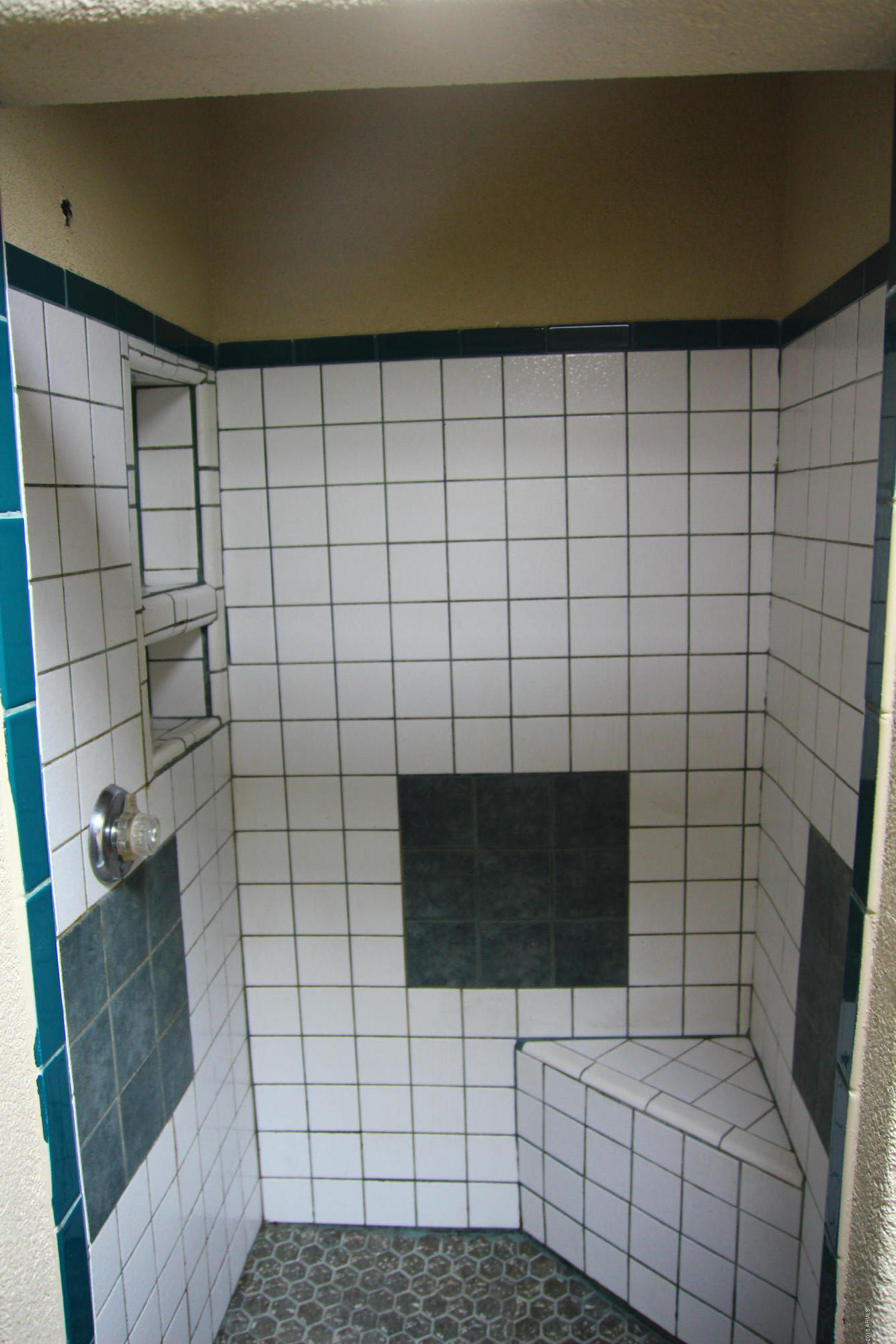 1940 East Monte Vista Road Phoenix, AZ 85006 - Photo 18 of 26 Gallery Image 18