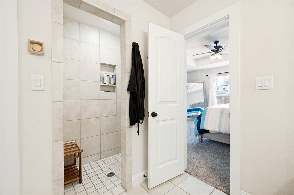 112 Kens Court Pilot Point, TX 76258 - Photo 15 of 25 Gallery Image 15
