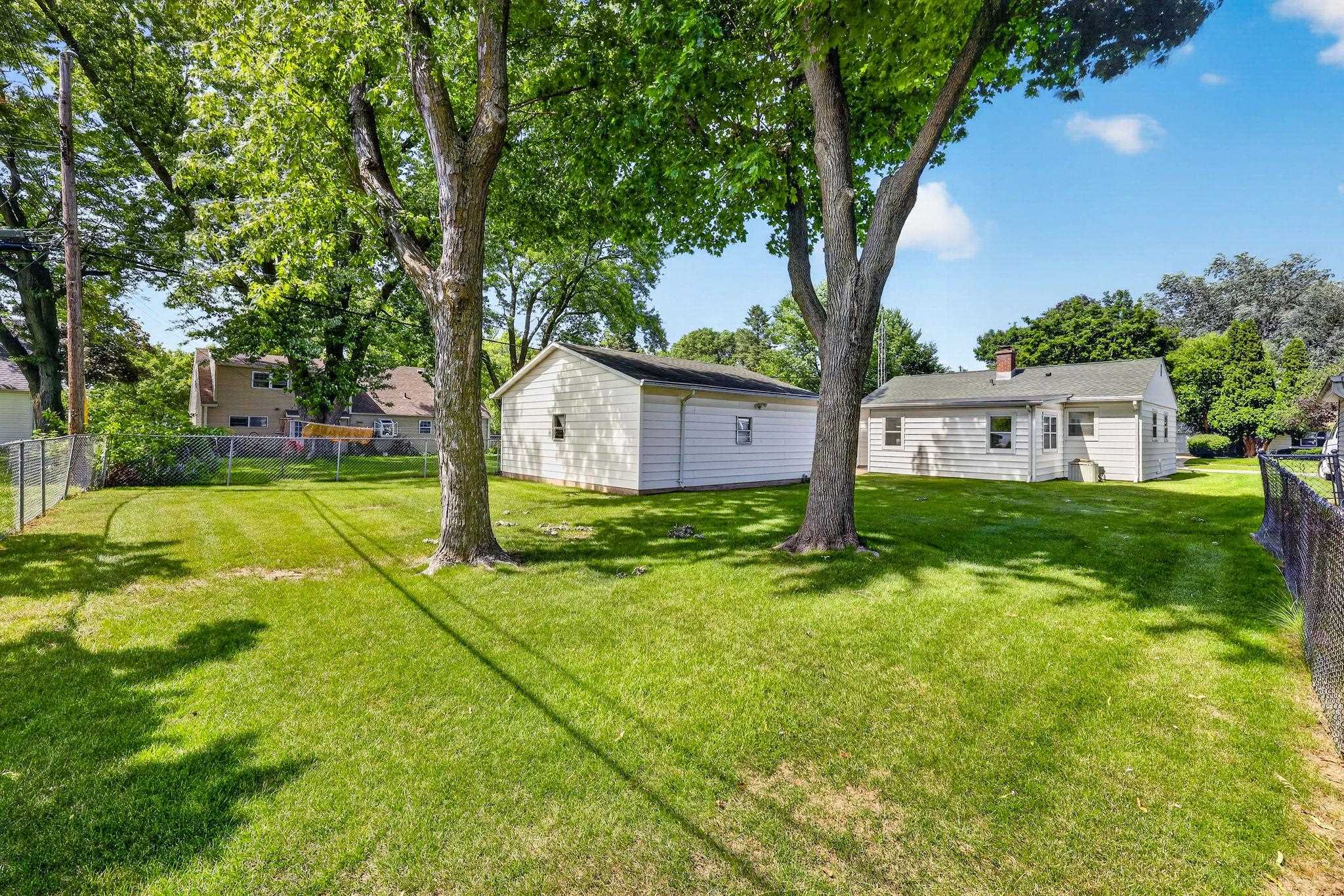 1322 Rosedale Avenue Madison, WI 53714 - Photo 38 of 46