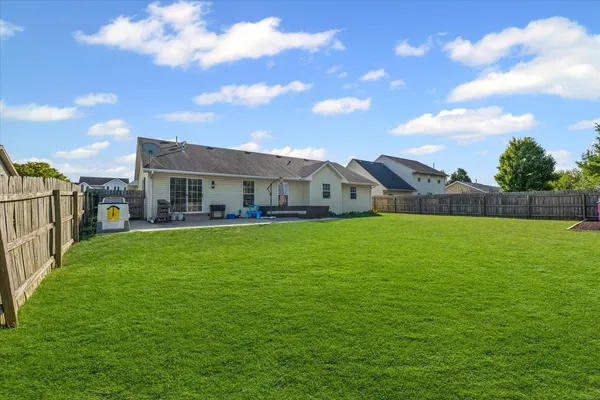 $339,900 | 1708 Magnolia Drive, St. Joseph, IL 61873