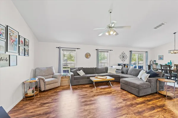 $339,900 | 1708 Magnolia Drive, St. Joseph, IL 61873