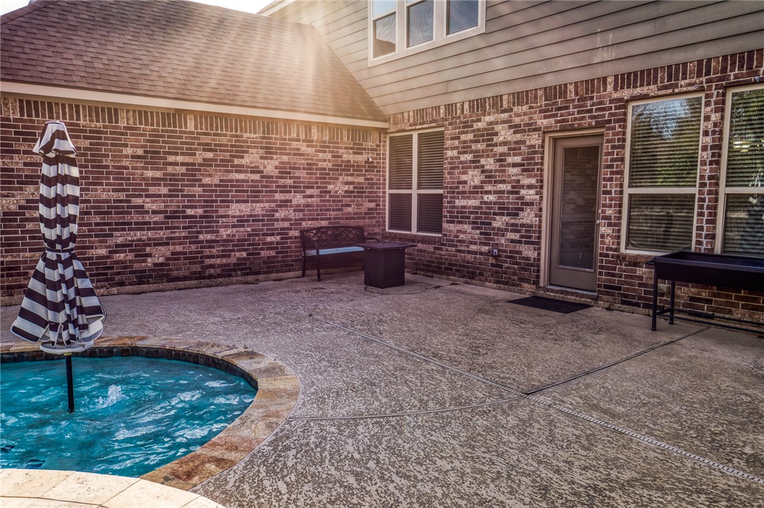1827 Basin Trail Brenham, TX 77833 - Photo 25 of 38 a view of outdoor space