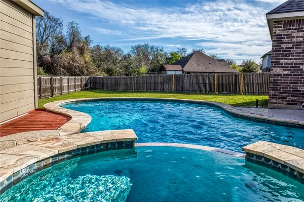 $474,900 | 1827 Basin Trail, Brenham, TX 77833