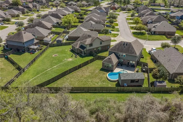 $474,900 | 1827 Basin Trail, Brenham, TX 77833