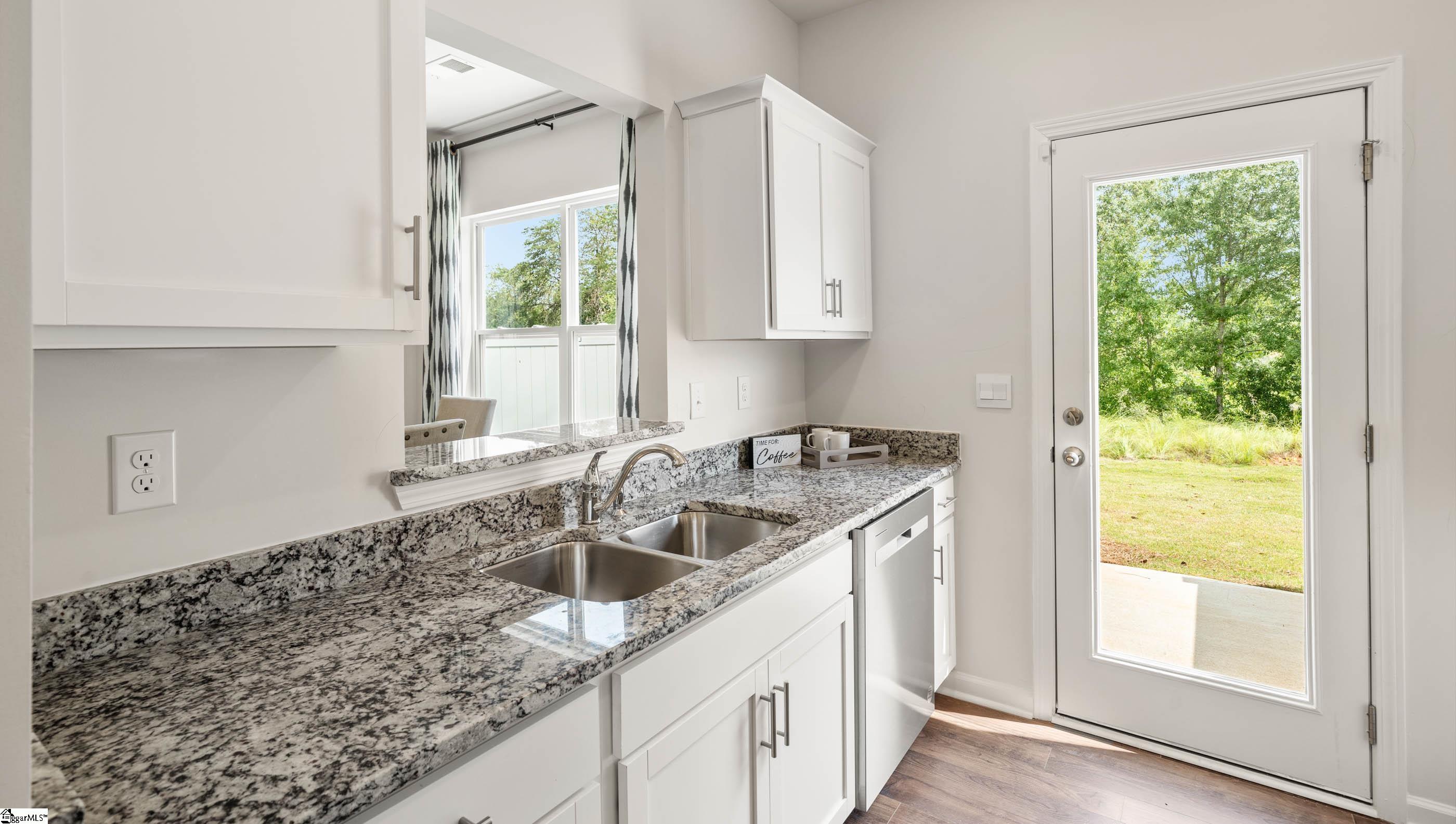 57 Sunriff Court Greer, SC 29651 - Photo 8 of 27