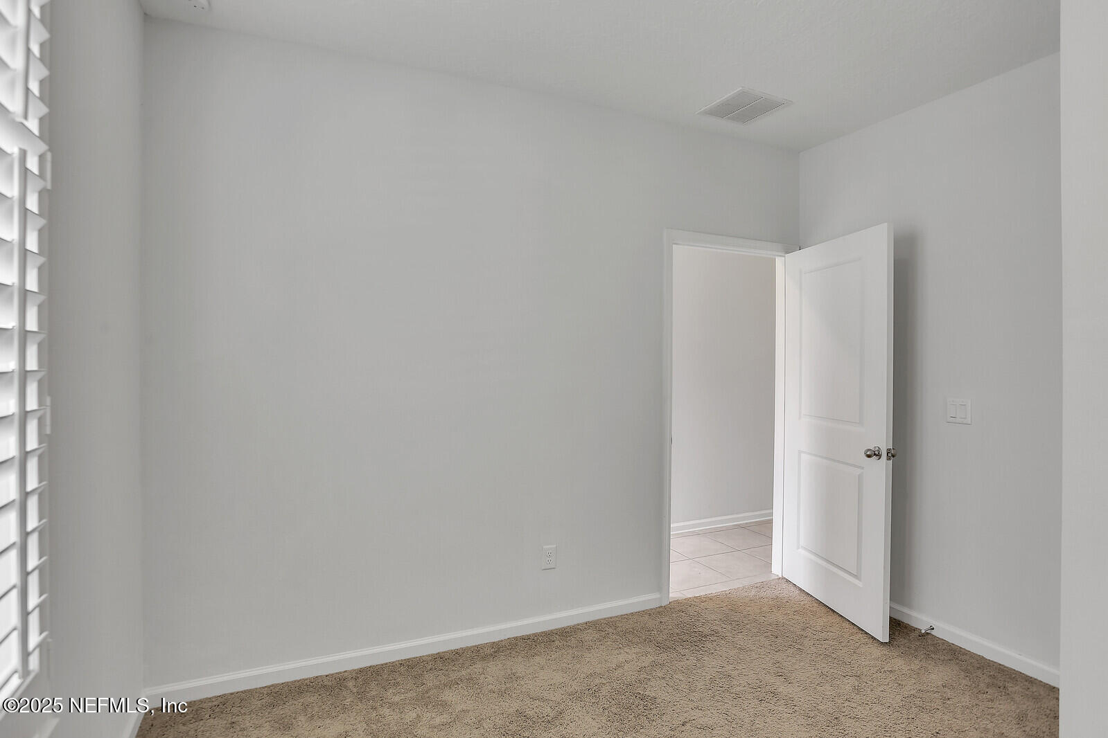 133 Leeward Island Drive St. Augustine, FL 32080 - Photo 19 of 48 a view of an empty room