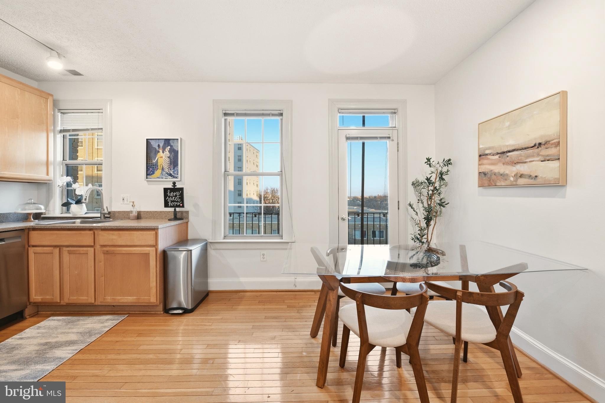 1401 Columbia Road Northwest, Unit 414 Washington, DC 20009 - Photo 14 of 39