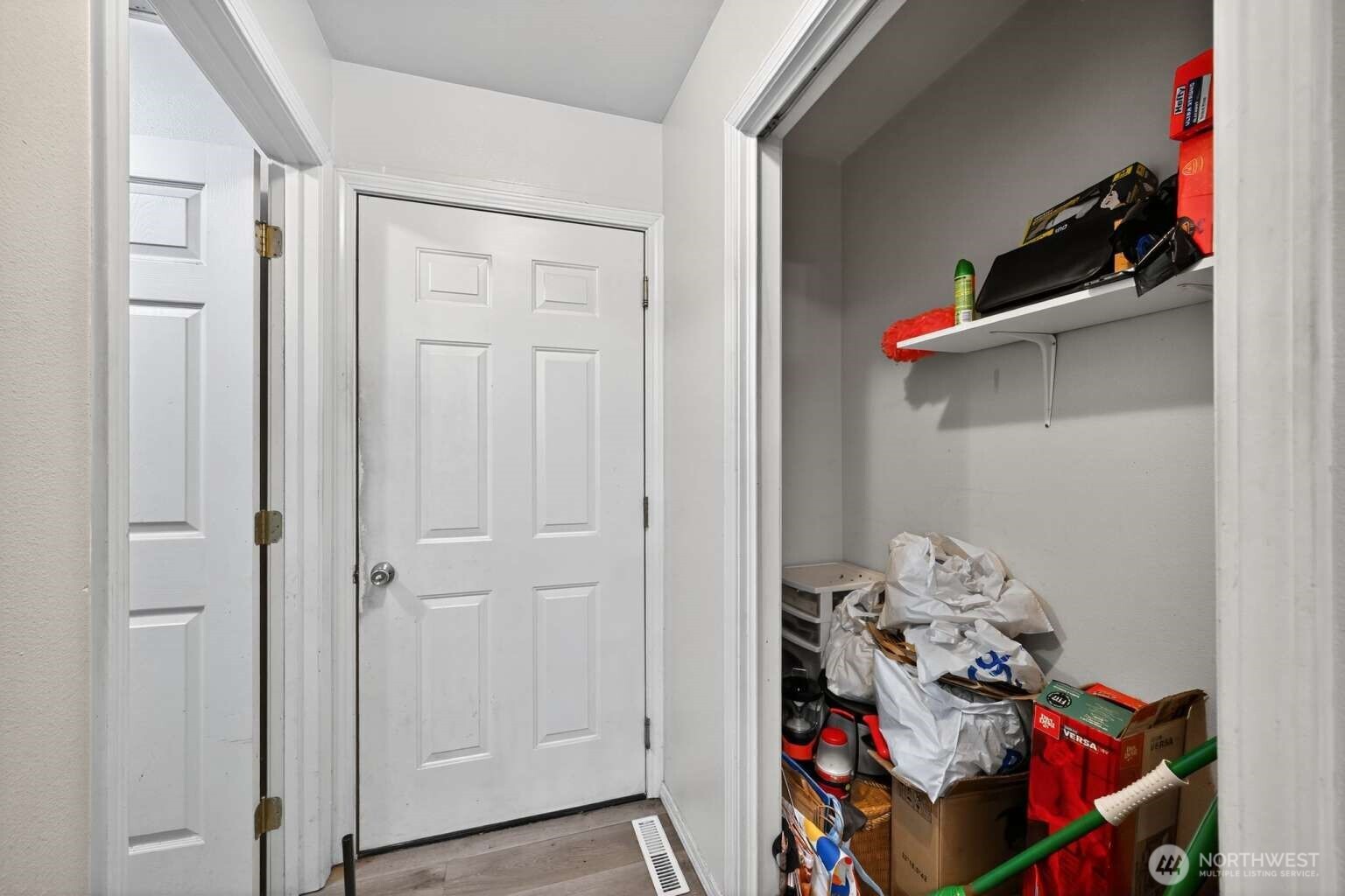 2972 Brook Lane Sedro-Woolley, WA 98284 - Photo 27 of 35 a view of kids room with toys