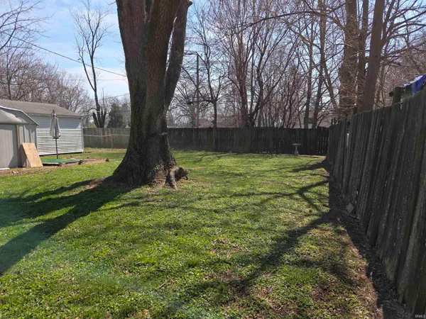 $104,000 | 2559 Sweetser Avenue, Evansville, IN 47714