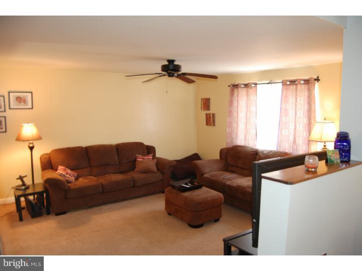 101 Morgan Road Aston, PA 19014 - Photo 12 of 25 Family Room