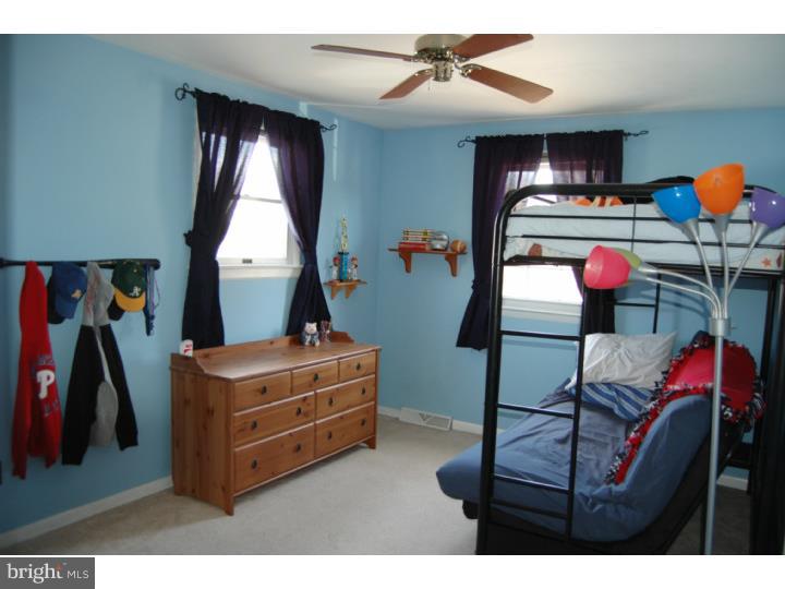 101 Morgan Road Aston, PA 19014 - Photo 18 of 25 Bedroom 2