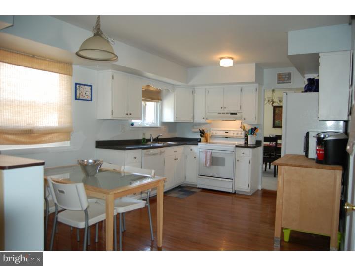 101 Morgan Road Aston, PA 19014 - Photo 10 of 25 Kitchen