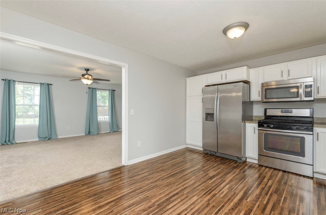 1061 Susan Road Ravenna, OH 44266 - Photo 10 of 24 Kitchen