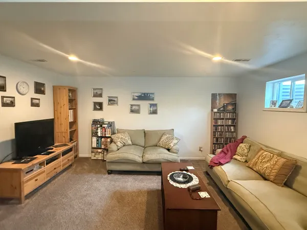 $340,000 | 1500 North Riverbend Drive, Green River, WY 82935