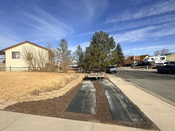 $340,000 | 1500 North Riverbend Drive, Green River, WY 82935