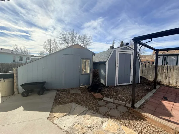 $340,000 | 1500 North Riverbend Drive, Green River, WY 82935