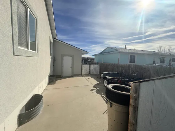 $340,000 | 1500 North Riverbend Drive, Green River, WY 82935