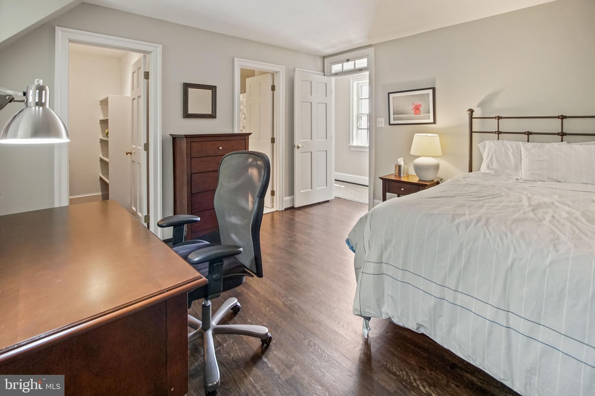 10306 Cutters Lane Potomac, MD 20854 - Photo 24 of 58 Bedroom